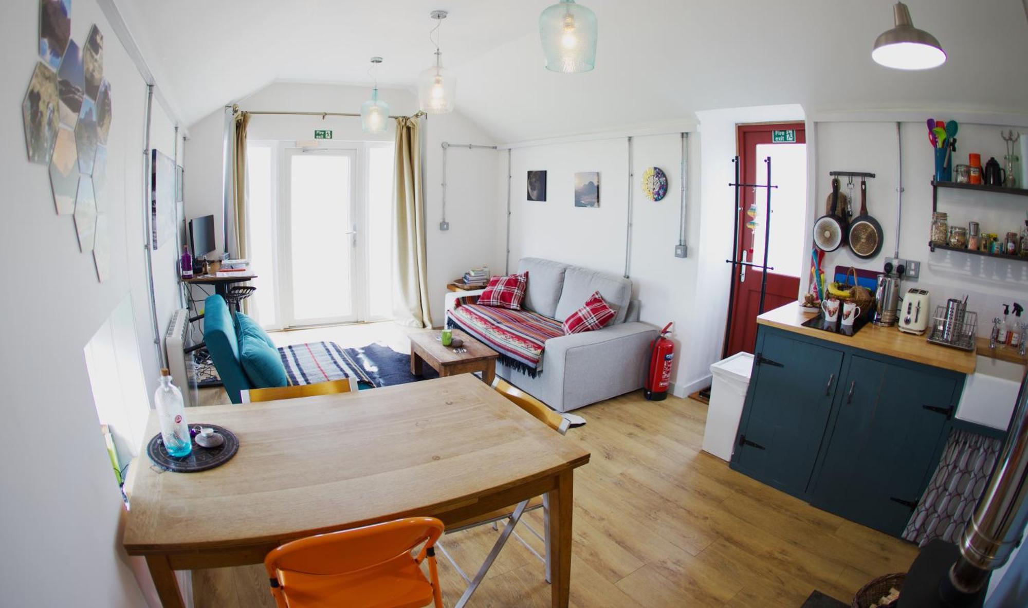 Old School Byre Bed & Breakfast Stoer ภายนอก รูปภาพ